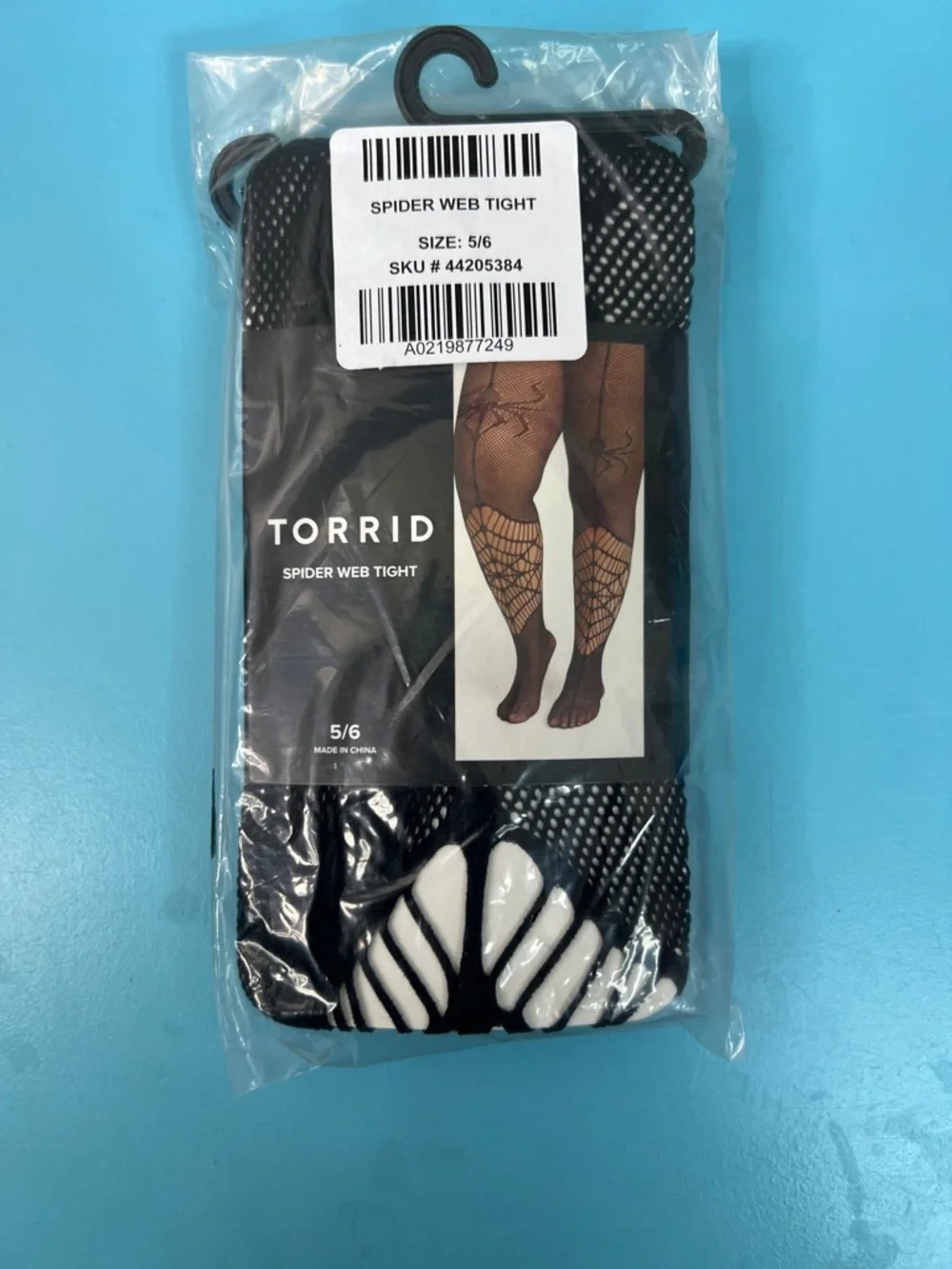 Torrid Spider Web Tights Size 5/6 on Torrid Sizing so 5X/6X